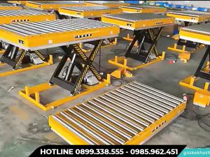 Bàn nâng thủy lực con lăn