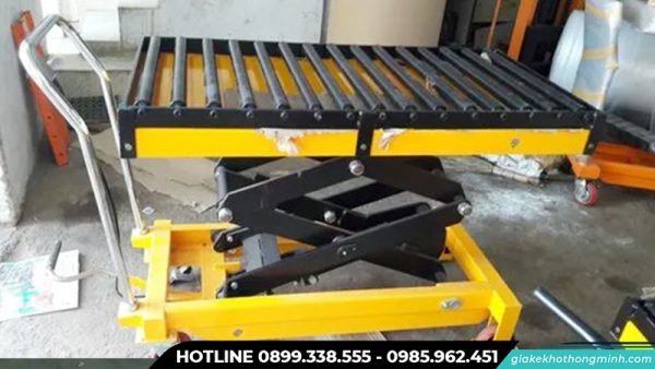 Bàn nâng thủy lực con lăn