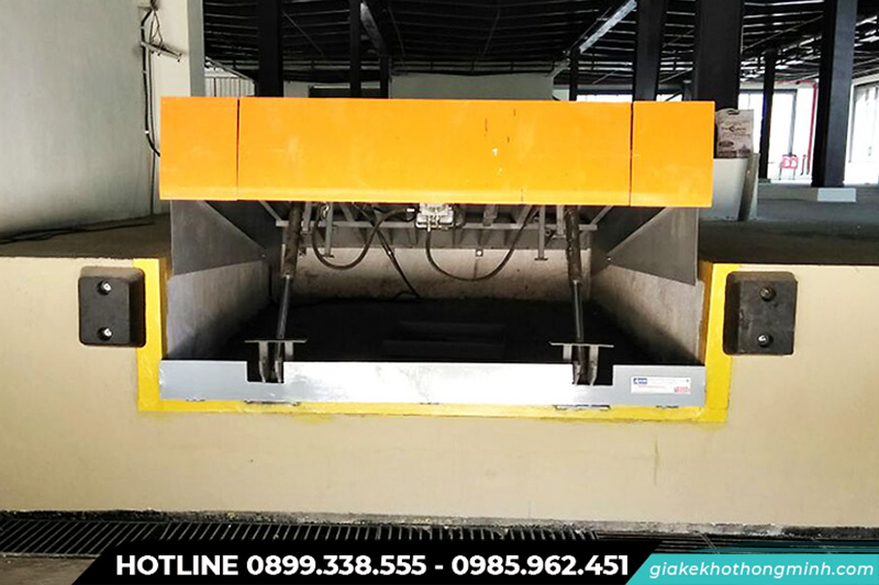 Sàn nâng thủy lực 2 xi lanh chất lượng