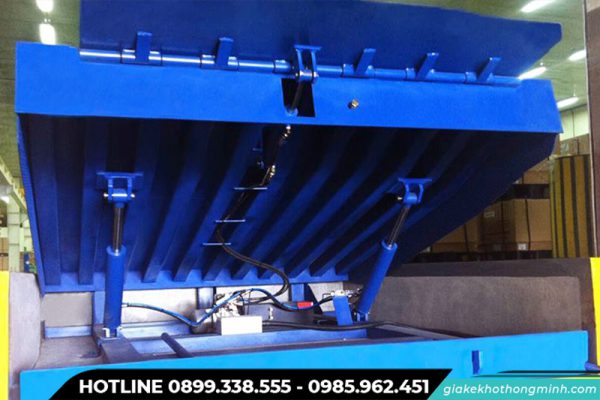 Sàn nâng thủy lực 2 xi lanh