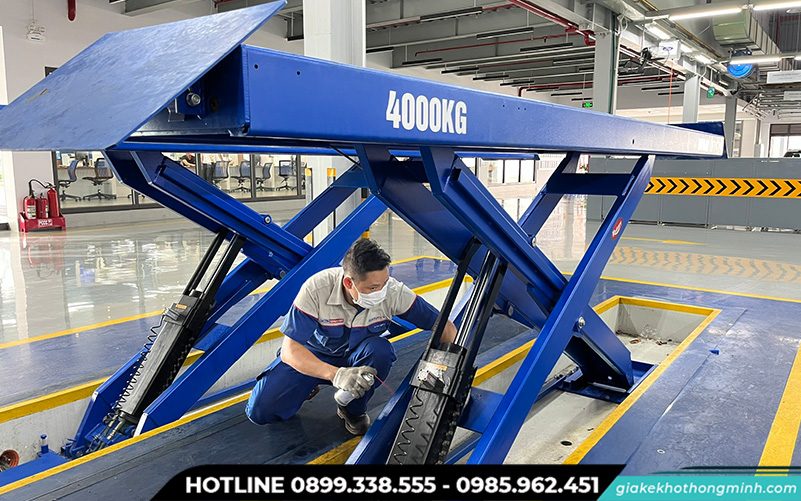 Bàn nâng thủy lực bàn giao cho Xưởng Ford
