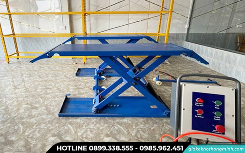 Bàn nâng thủy lực bàn giao cho Xưởng Ford